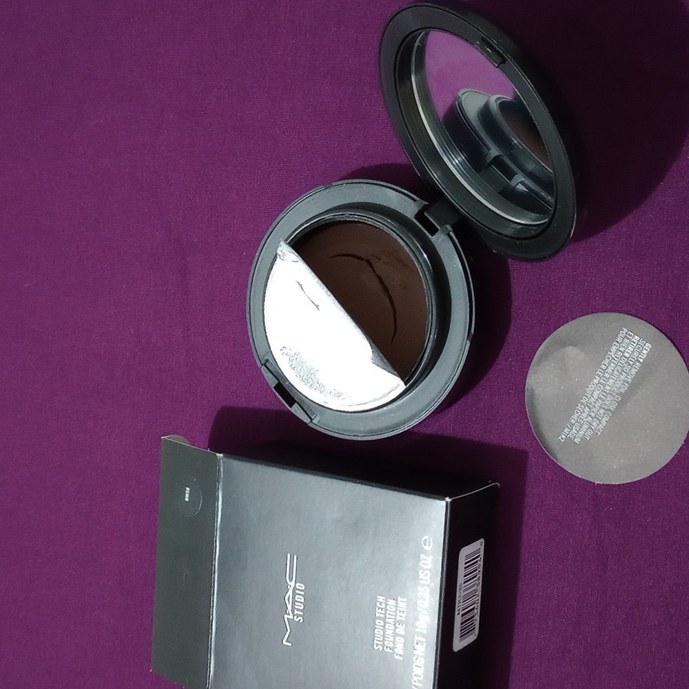New , MAC Studio Tech Soft Foundation—NW58